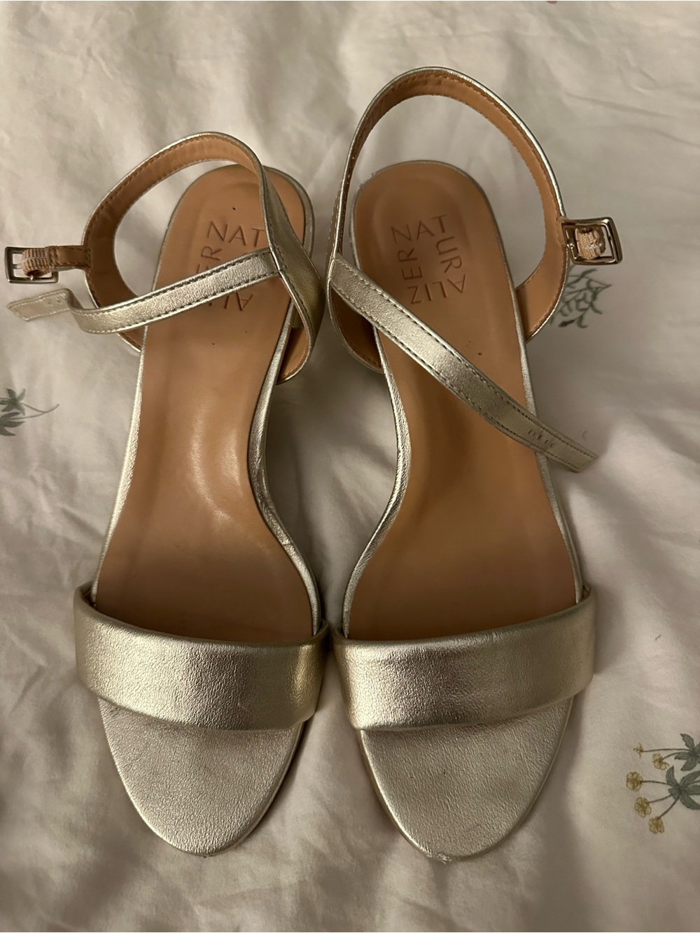 Naturalizer Women's Metallic Champagne Slingback Sandals
